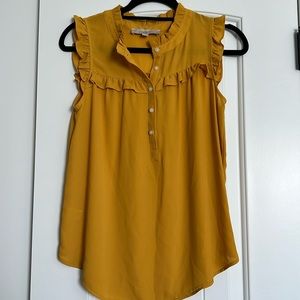 Loft yellow tank